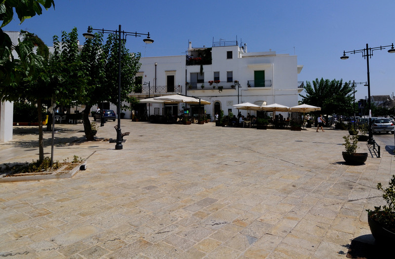''Largo Martellotta'' - Alberobello
