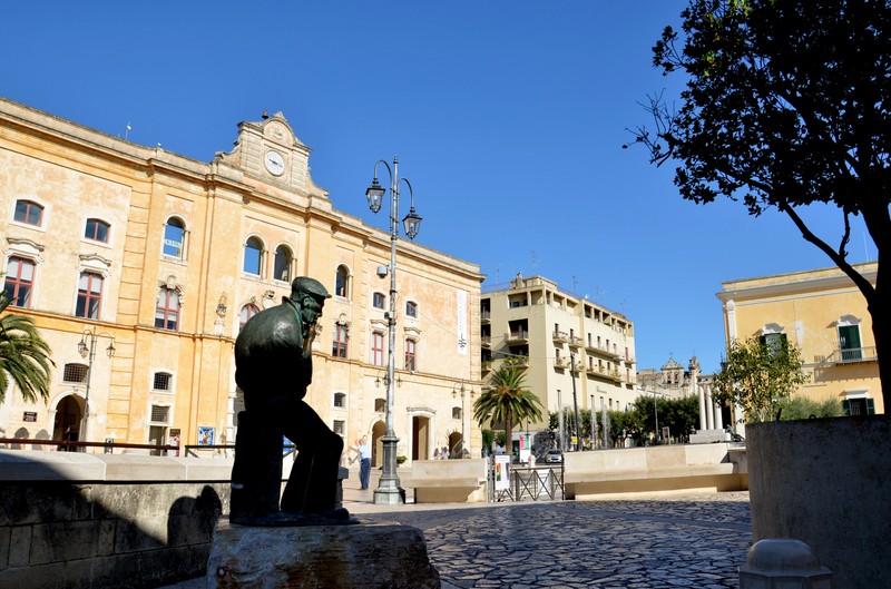 ''vecchio di bronzo'' - Matera