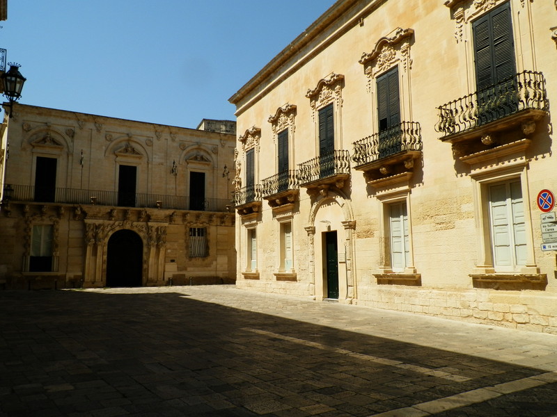''Piazzetta Ignazio Falconieri, a due passi dal Duomo'' - Lecce