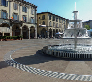 Piazza Arnolfo