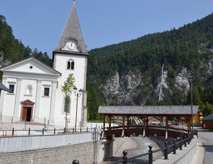 Ponte d’accesso alla parrocchiale