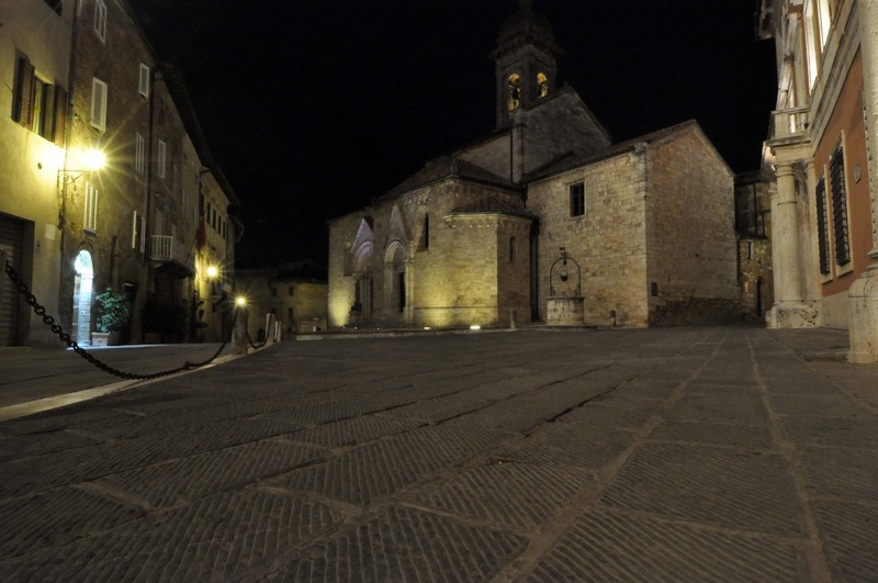 ''Piazza Chigi'' - San Quirico d'Orcia