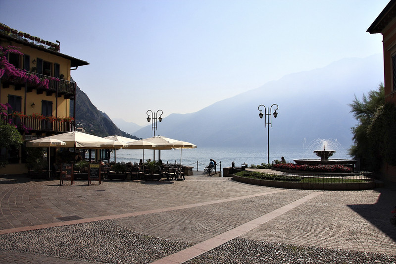 ''Piazza Giuseppe Garibaldi'' - Limone sul Garda