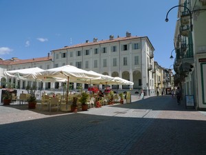 Tavolini in piazza