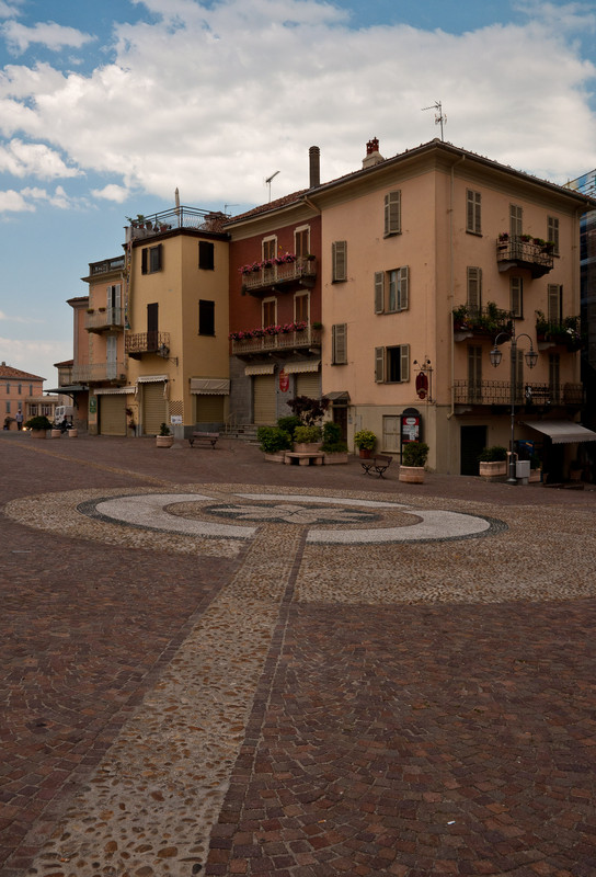 ''piazza garibaldi 2'' - Moncalvo