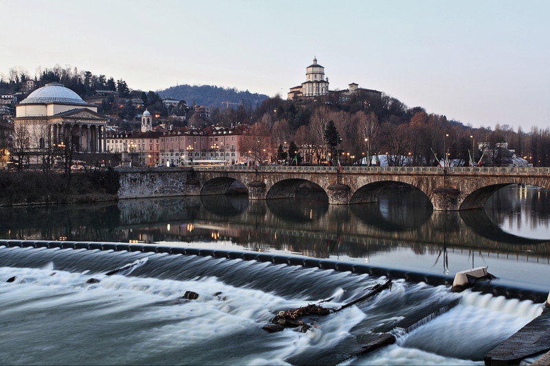 ''i murazzi'' - Torino
