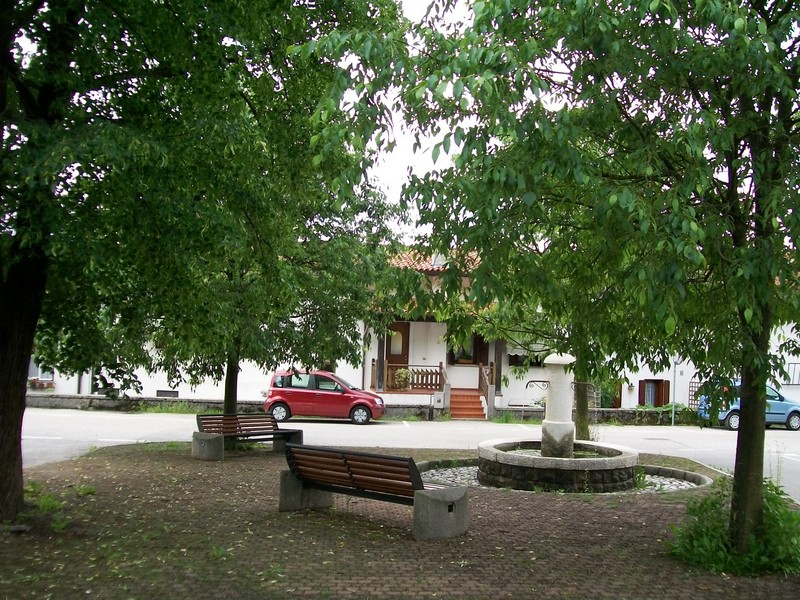 ''Piazzetta fraz.Malnisio – Montereale Valcellina (PN)'' - Montereale Valcellina