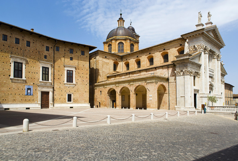 ''Urbino e la sua piazza'' - Urbino