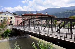 ponte aquila a Brixen