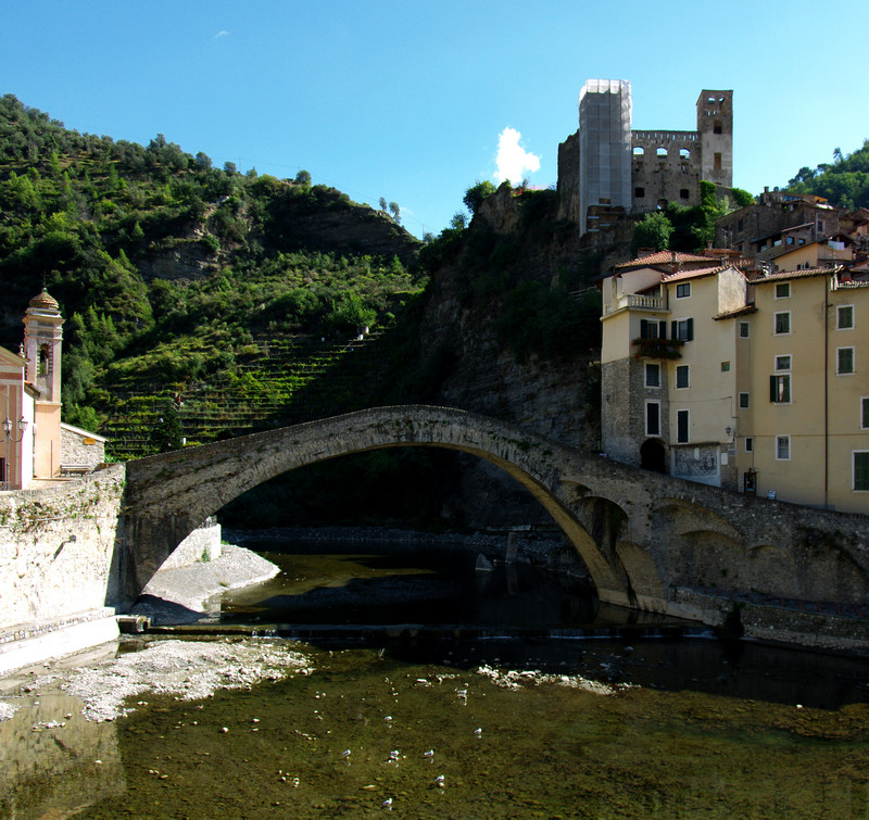 ''..all’ombra del castello…'' - Dolceacqua