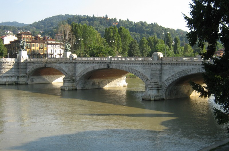''Umbertino lato due'' - Torino