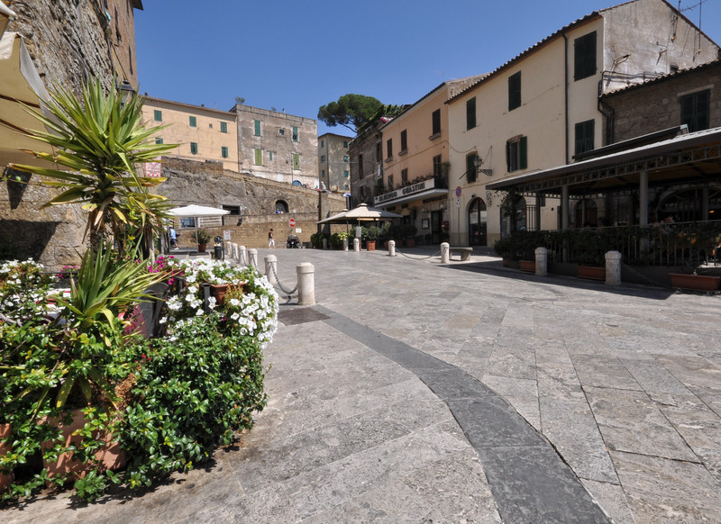 ''Piazza Francesco Petruccioli'' - Pitigliano