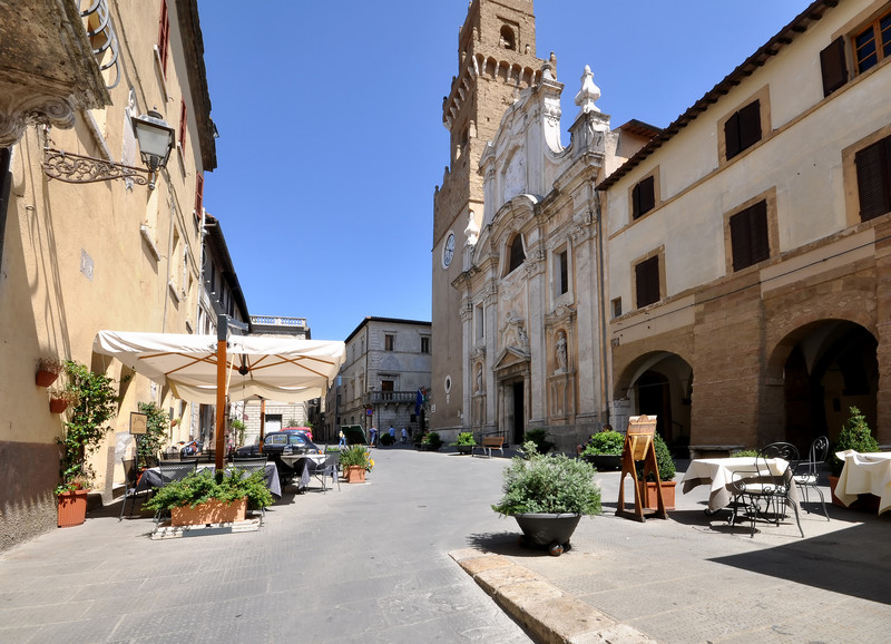 ''Piazza San Gregorio VII a Pitigliano'' - Pitigliano