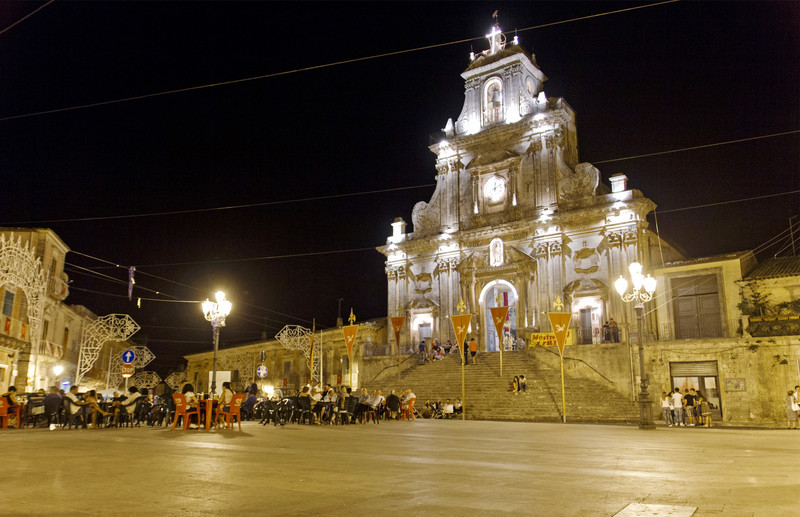''Cattedrale S.Sebastiano effetti luce'' - Palazzolo Acreide
