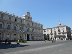 Piazza Università