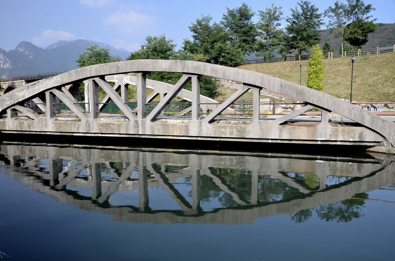 ''Ponte sul Naviglio Grande'' - Roè Volciano