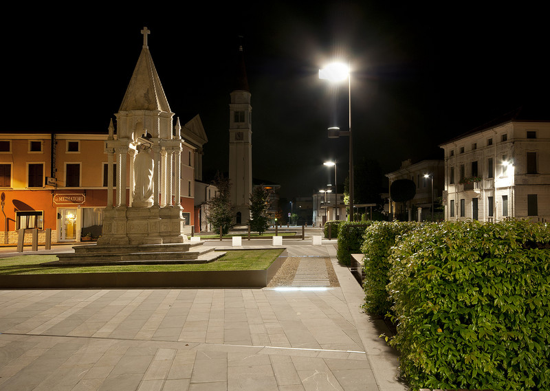 ''Piazza doppia'' - Tombolo