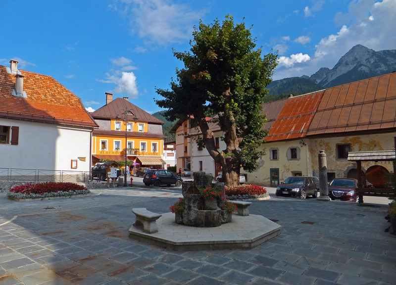 ''Il centro del paese'' - Malborghetto Valbruna