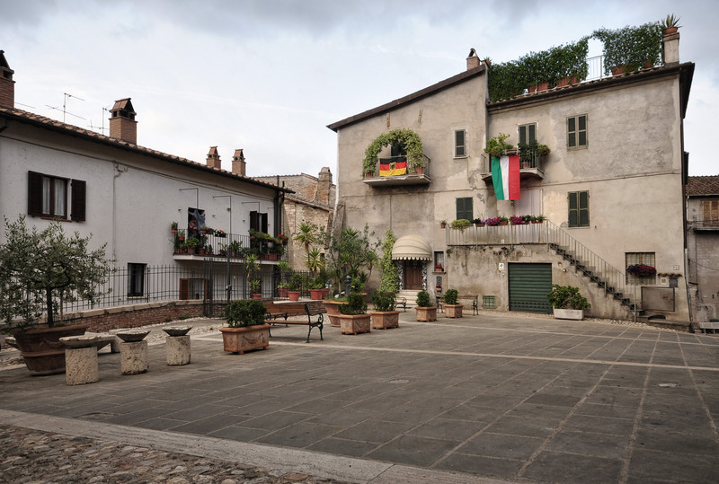 ''banding su Largo S. Nicolò o nuvolette striate?'' - Terni