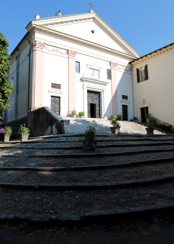 ''Piazzale della Chiesa'' - Montebruno