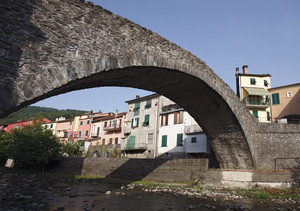 sotto il ponte romano