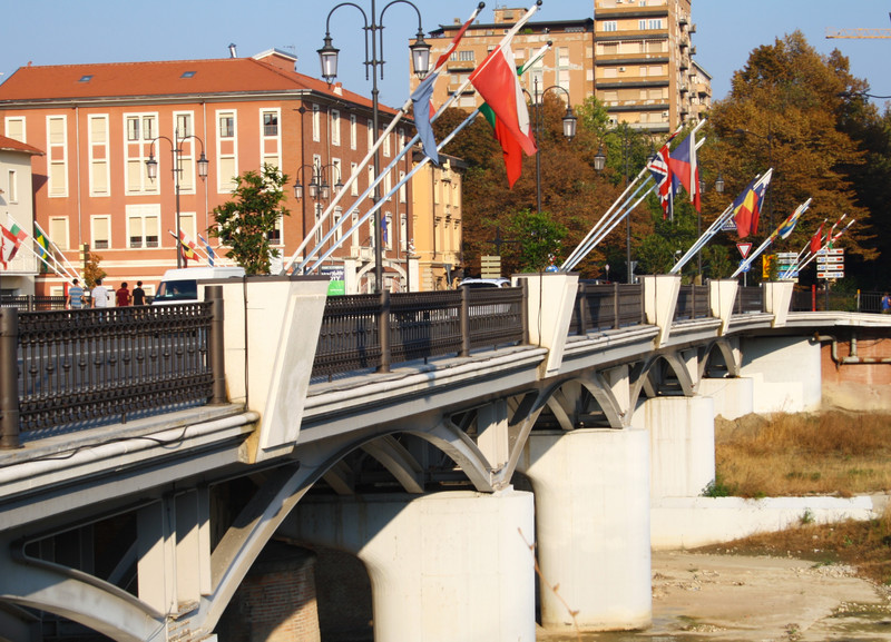''Il ponte delle Nazioni'' - Parma