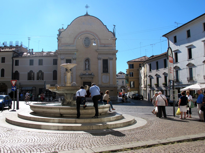''Piazza  San Leonardo'' - Treviso