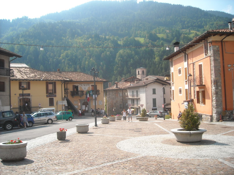 ''Piazza municipio'' - Collio