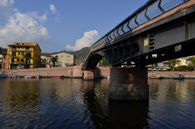 ''il nuovo ponte di bosa'' - Bosa