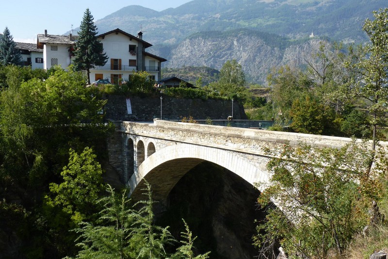 ''ponte detto “dei suicidi”'' - Introd