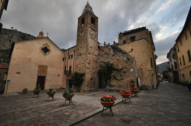 ''burrasca in arrivo..'' - Cisano sul Neva