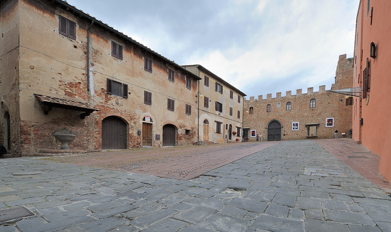 ''Antiche pietre'' - Certaldo