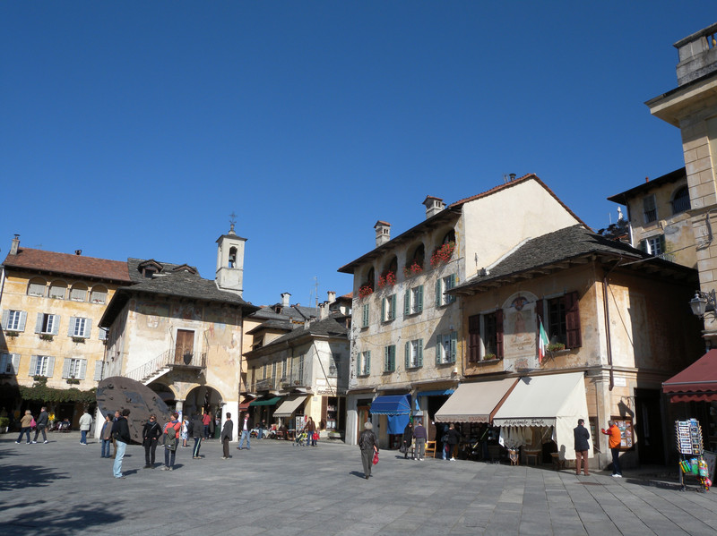 ''Piazza Mario Motta'' - Orta San Giulio