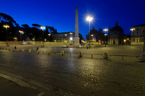 Piazza del popolo di notte