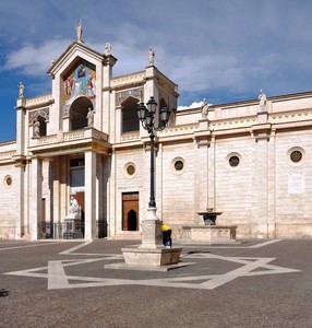 Una stella in piazza al cospetto del Duomo