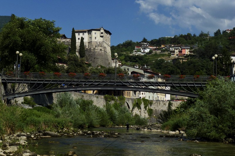 ''Rovereto il ponte pedonale e il castello'' - Rovereto