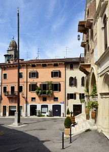 Antenna in piazza