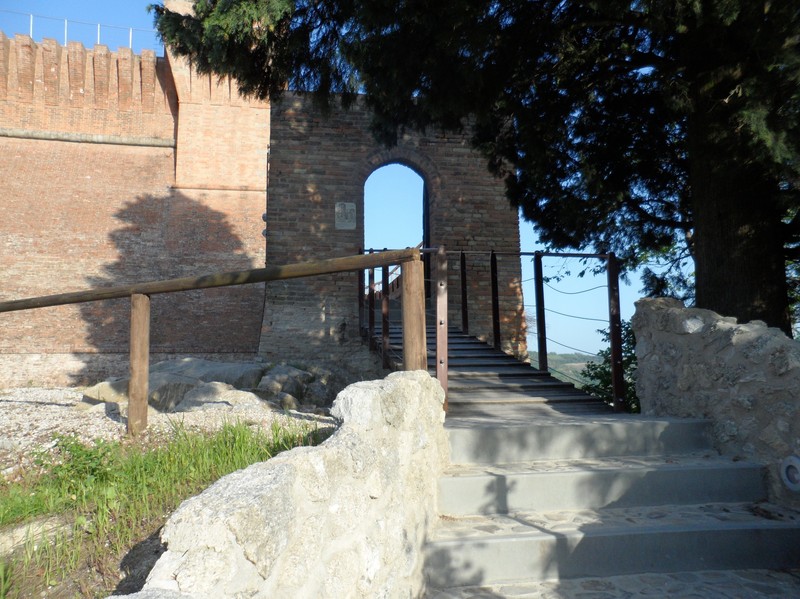 ''Entriamo nella Rocca'' - Brisighella