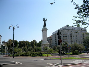 Milano piazza Risorgimento