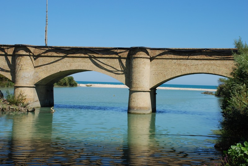 ''Ponte ferroviario dismesso alla foce del Fiume Sangro'' - Torino di Sangro