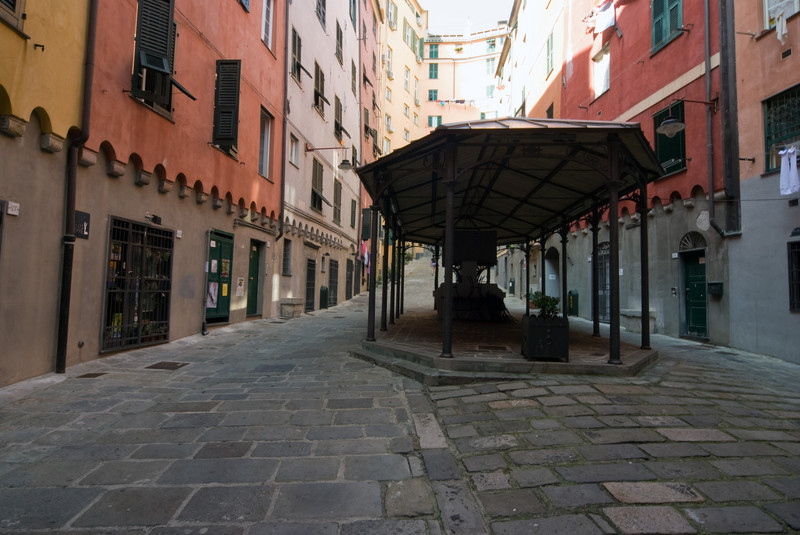 ''Piazza di Santa Brigida'' - Genova