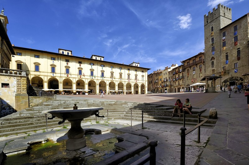 ''Consulto in Piazza'' - Arezzo