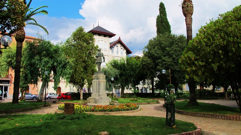 ''Eran trecento, erano giovani e forti…'' - Sapri
