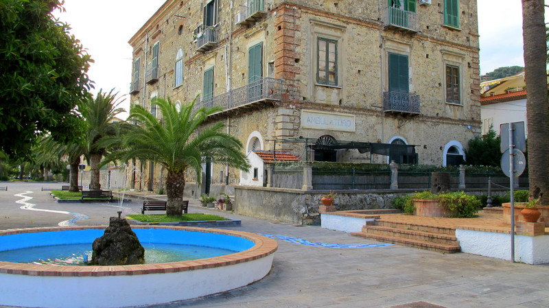 ''Forse ho trovato “l’ambulatorio” che fa per me…'' - Ispani