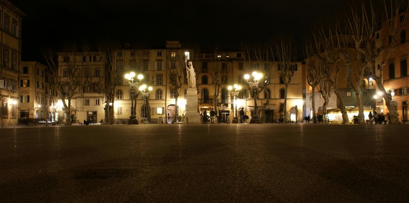 ''Una sera in piazza Napoleone'' - Lucca
