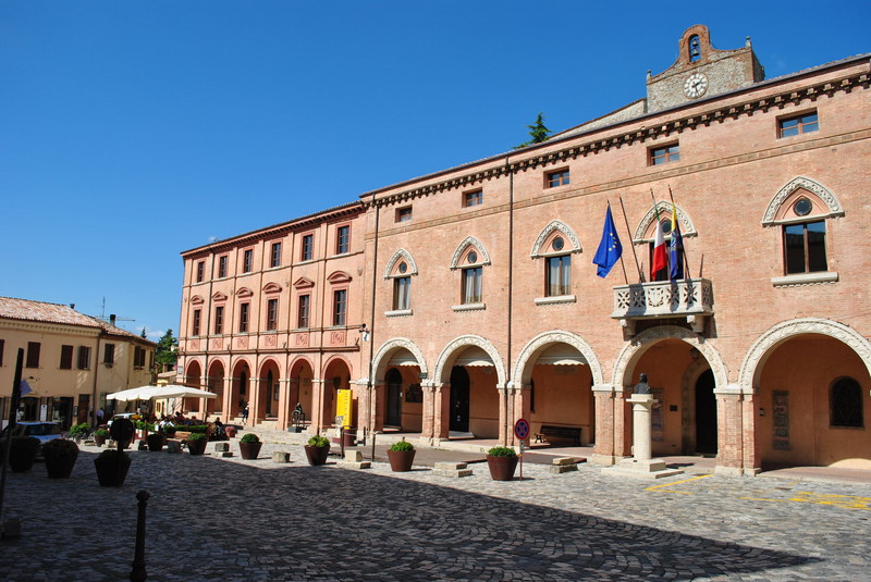 ''Piazza di un piccolo borgo Malatestiano'' - Verucchio