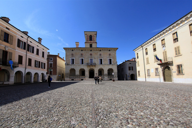 ''La piazza del Duca'' - Sabbioneta