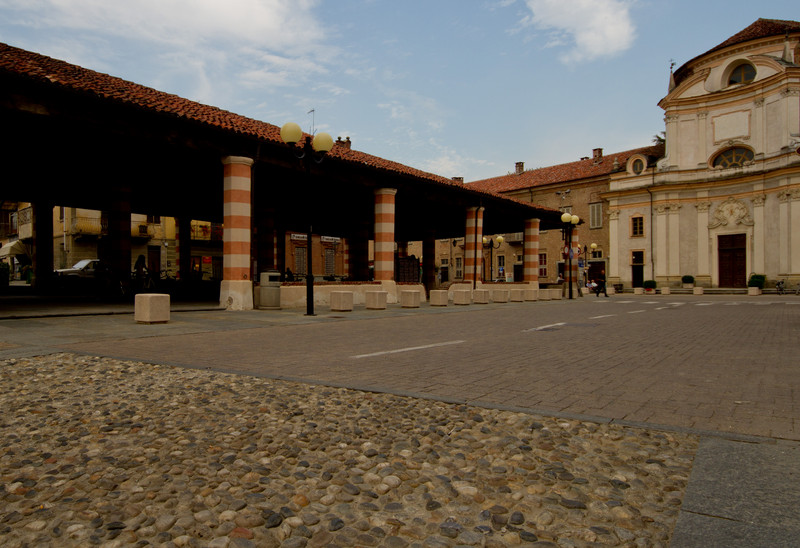 ''Piazza Camillo Benso, conte di Cavour'' - Villafranca Piemonte