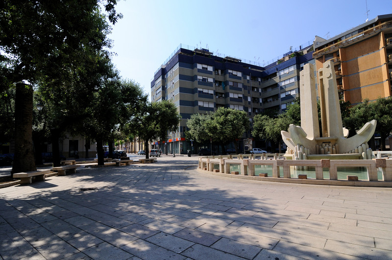 ''Piazza Cairoli'' - Brindisi