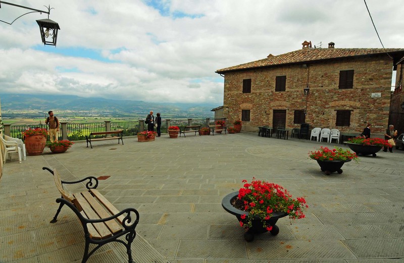 ''piazza Scipione Scipioni'' - Citerna